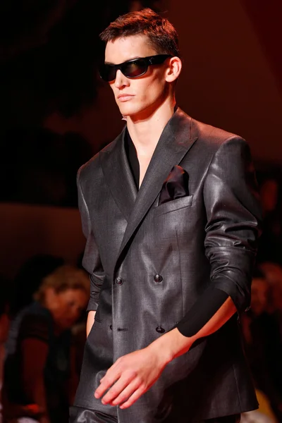 Look 109